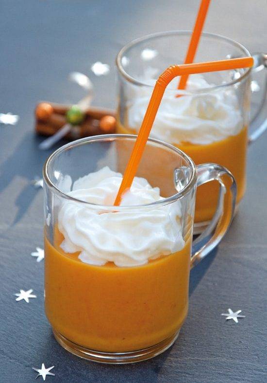 Cappuccino de carotte au citron et chantilly