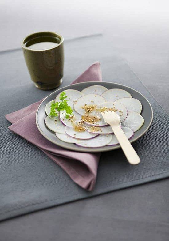 Carpaccio de navets au sésame