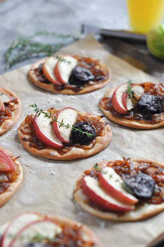 r871-1-pizzette-pomme-oignon-boudin
